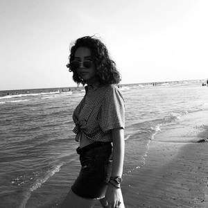 Meet your Posher, Rubi